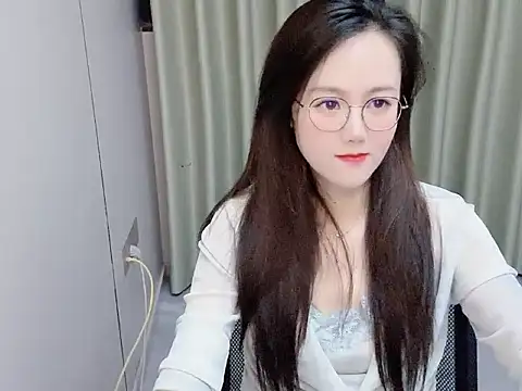 Snapshot of G0080 chatting on May 14, 1:18 pm G0080 online show from May 14, 1:18 pm
