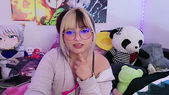 ZoeyDoll  online show from April 25, 10:51 pm