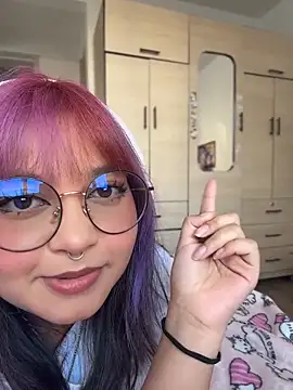 Snapshot of ZoeyDoll_ chatting on June 10, 9:57 pm ZoeyDoll online show from June 10, 9:57 pm