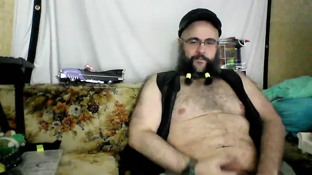 Snapshot of BriTheTopBear chatting on July 2, 3:23 am BriTheTopBear online show from July 2, 3:23 am
