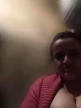Snapshot of AnabelBexley chatting on June 1, 2:30 pm AnabelBexley online show from June 1, 2:30 pm