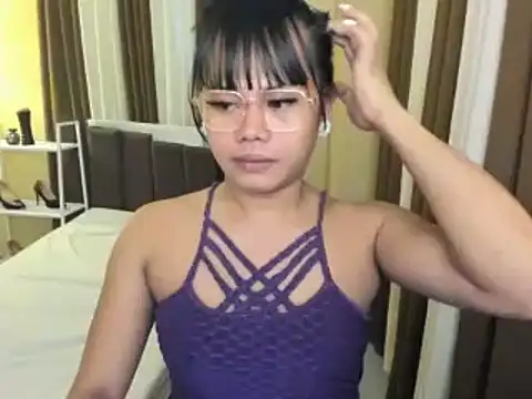 Snapshot of Seductive_terra chatting on May 13, 5:43 pm Seductive terra online show from May 13, 5:43 pm