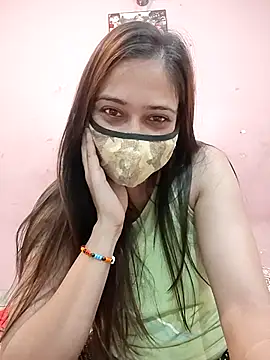 Snapshot of Aliyaa_bhat chatting on August 7, 4:09 pm Aliyaa bhat online show from August 7, 4:09 pm