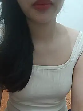 Snapshot of Luckyy29 chatting on July 12, 2:02 am Luckyy29 online show from July 12, 2:02 am