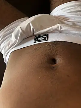 Snapshot of 777calmo chatting on April 14, 4:35 pm 777calmo online show from April 14, 4:35 pm