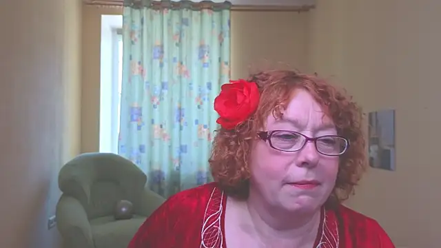 Fara Flutte online show from May 4, 8:10 am