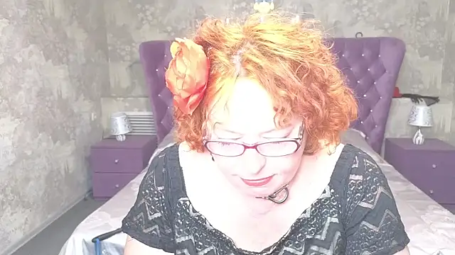 Snapshot of Fara_Flutte chatting on June 5, 12:00 pm Fara Flutte online show from June 5, 12:00 pm