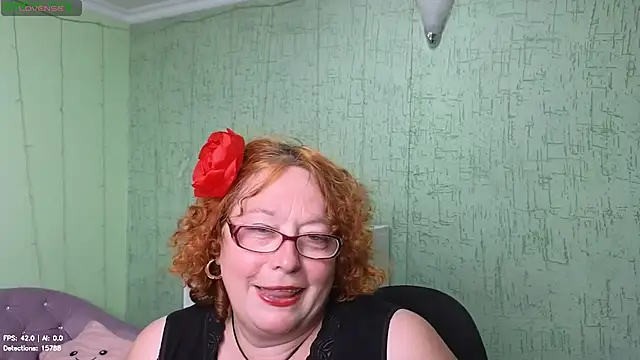 Snapshot of Fara_Flutte chatting on July 6, 10:12 am Fara Flutte online show from July 6, 10:12 am