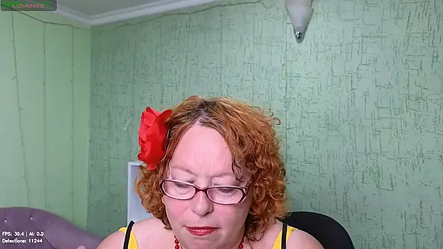 Snapshot of Fara_Flutte chatting on July 10, 11:57 am Fara Flutte online show from July 10, 11:57 am