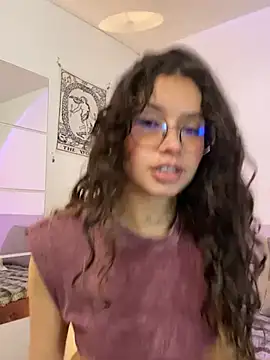 Dreanaa online show from July 21, 3:58 pm