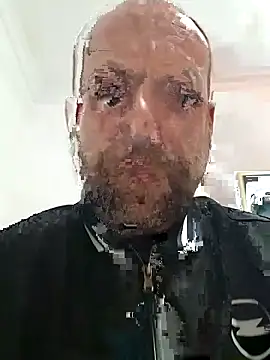 Snapshot of dkay80 chatting on April 7, 8:53 pm dkay80 online show from April 7, 8:53 pm