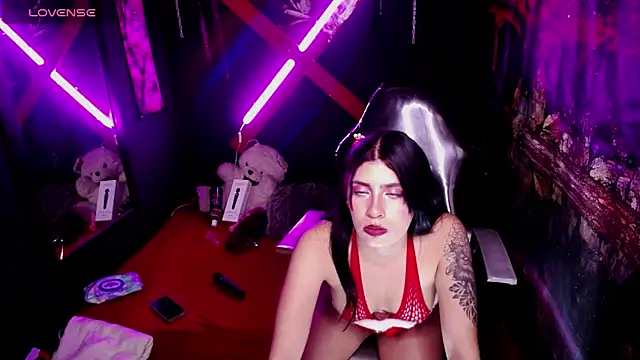Bombomks online show from May 8, 10:26 pm
