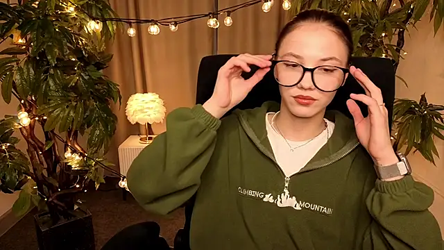 Snapshot of MaryFlorez chatting on April 10, 7:40 pm MaryFlorez online show from April 10, 7:40 pm