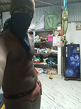 bigandhuge45 online show from May 5, 5:32 pm