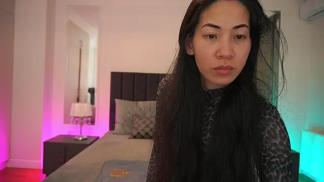 YunaYum online show from April 23, 7:16 pm