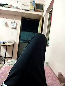 Snapshot of Rocky_pune chatting on June 15, 4:42 pm Rocky pune online show from June 15, 4:42 pm