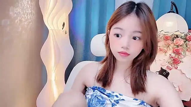 Snapshot of Lilababy00 chatting on July 16, 4:51 am Lilababy00 online show from July 16, 4:51 am