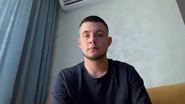 Snapshot of Viktor348 chatting on April 9, 9:04 am Viktor348 online show from April 9, 9:04 am