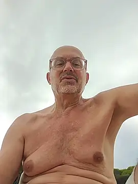 Snapshot of Rubicon_man chatting on July 26, 4:14 pm Rubicon man online show from July 26, 4:14 pm