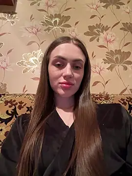 Snapshot of AlinaLove3213 chatting on May 17, 8:38 pm AlinaLove3213 online show from May 17, 8:38 pm