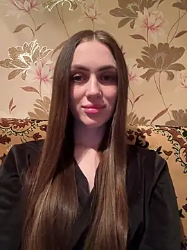 Snapshot of AlinaLove3213 chatting on June 3, 8:03 pm AlinaLove3213 online show from June 3, 8:03 pm