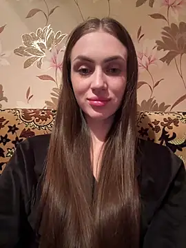 Snapshot of AlinaLove3213 chatting on June 26, 8:35 pm AlinaLove3213 online show from June 26, 8:35 pm