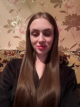 Snapshot of AlinaLove3213 chatting on July 8, 7:40 pm AlinaLove3213 online show from July 8, 7:40 pm