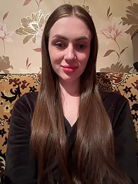 Snapshot of AlinaLove3213 chatting on July 24, 7:45 pm AlinaLove3213 online show from July 24, 7:45 pm