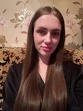 Snapshot of AlinaLove3213 chatting on July 28, 8:52 pm AlinaLove3213 online show from July 28, 8:52 pm