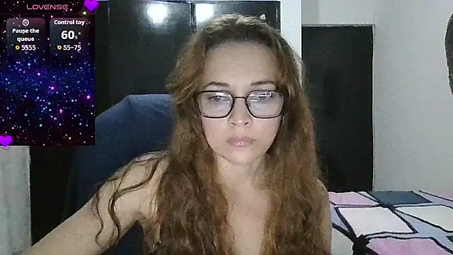 Snapshot of Lannah__ chatting on May 13, 2:31 am Lannah online show from May 13, 2:31 am
