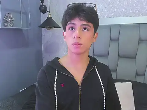 Snapshot of saintDangelo chatting on May 29, 12:58 pm saintDangelo online show from May 29, 12:58 pm