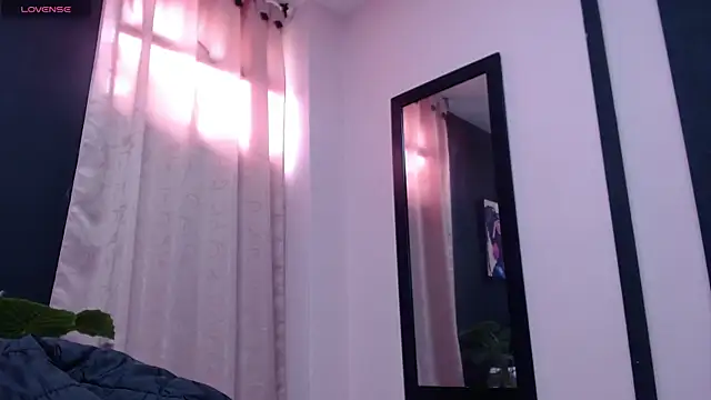 Snapshot of day0demony chatting on July 17, 6:46 pm day0demony online show from July 17, 6:46 pm