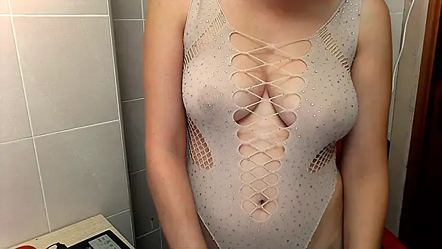 littledream20 online show from July 6, 3:36 am