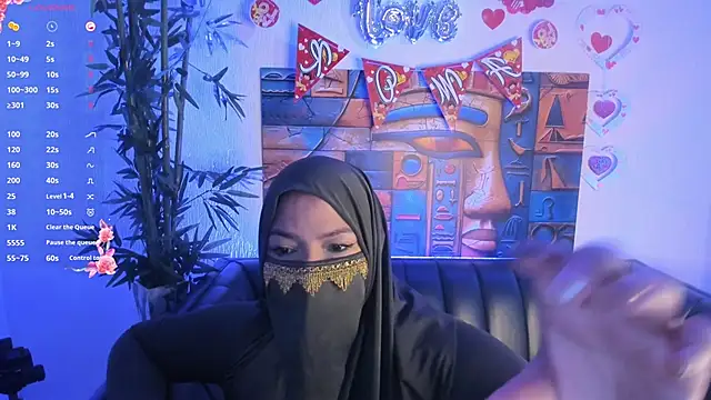 Snapshot of nayla_sahar chatting on April 10, 11:48 am nayla sahar online show from April 10, 11:48 am