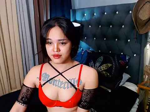 yhanachoii online show from June 20, 6:49 am