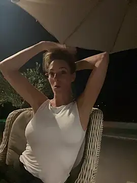 Snapshot of DutchyinSpain chatting on August 2, 2:43 am DutchyinSpain online show from August 2, 2:43 am