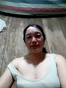 Snapshot of vanlucky2 chatting on June 25, 6:40 am vanlucky2 online show from June 25, 6:40 am