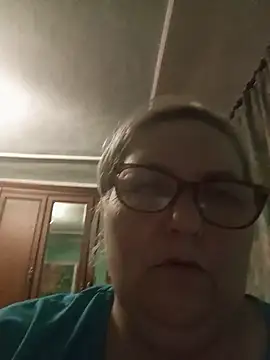 Snapshot of AureliaSky598 chatting on May 22, 7:41 pm AureliaSky598 online show from May 22, 7:41 pm
