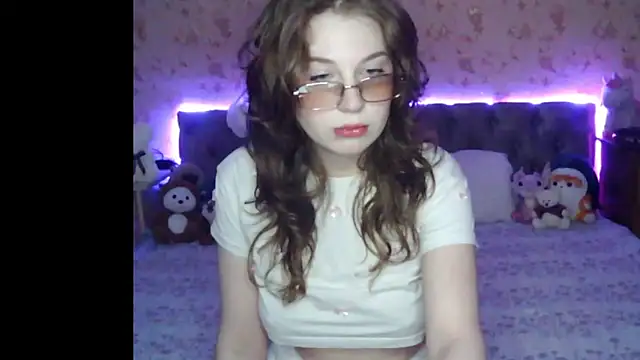 HoneyTangerine online show from April 24, 12:07 pm