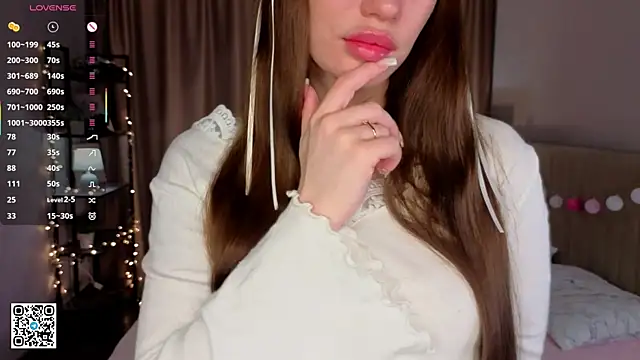 Snapshot of JerleneBelfy chatting on June 23, 3:37 am JerleneBelfy online show from June 23, 3:37 am