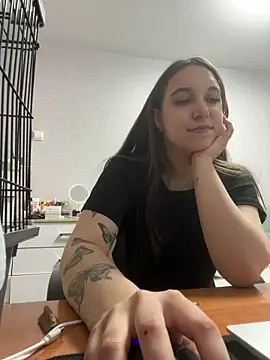 RiannaBrown online show from April 25, 2:36 am