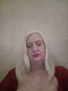 Julia20X online show from June 5, 10:43 am