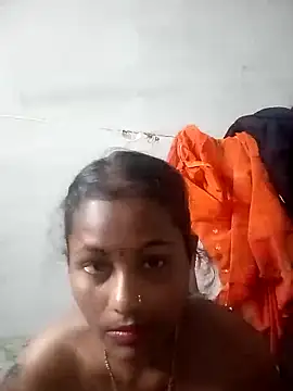 amishaah92 online show from April 22, 9:16 pm