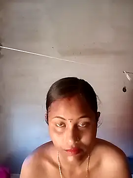 amishaah92 online show from April 24, 9:12 am