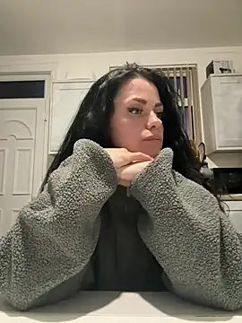 Snapshot of AriannaCruse chatting on April 13, 7:41 pm AriannaCruse online show from April 13, 7:41 pm