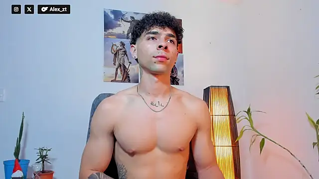 Snapshot of Alex_zt7 chatting on July 17, 7:30 pm Alex zt7 online show from July 17, 7:30 pm