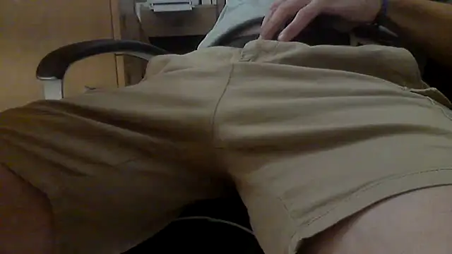 betawow online show from May 11, 4:37 pm