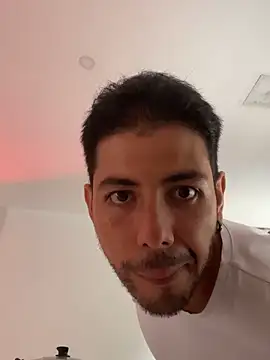 Snapshot of Roman_Belmont chatting on April 13, 6:46 pm Roman Belmont online show from April 13, 6:46 pm