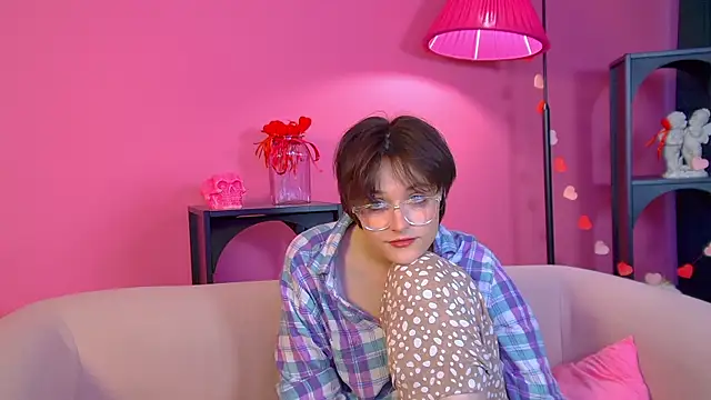 RitaRoses online show from April 21, 3:13 am