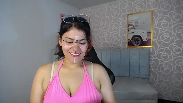 Snapshot of Scarlett_jhonson_ch chatting on June 18, 7:51 pm Scarlett jhonson ch online show from June 18, 7:51 pm